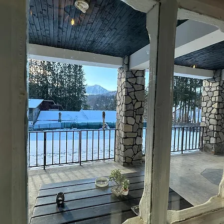 פרדיאל Pine Peak Apartments מראה חיצוני תמונה