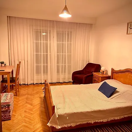 פרדיאל Pine Peak Apartments מראה חיצוני תמונה