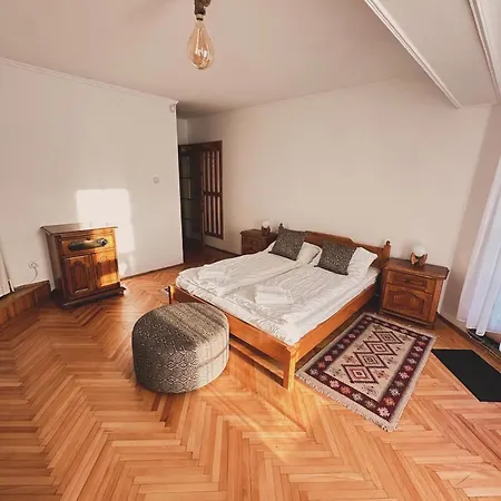 פרדיאל Pine Peak Apartments מראה חיצוני תמונה