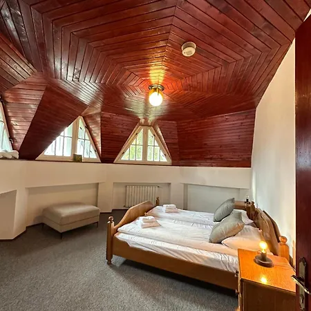 פרדיאל Pine Peak Apartments מראה חיצוני תמונה